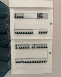 Te paneli elektrik (automati) nuk punon limitatori i energjisë