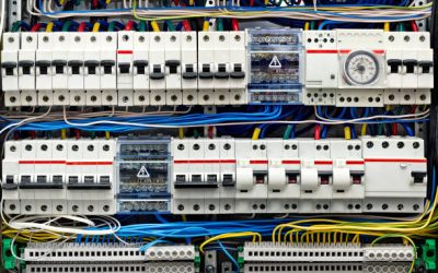 Te paneli elektrik (automat) bie salvavida shpesh